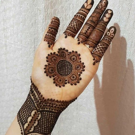 Round Henna Designs 