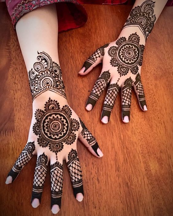 Mehndi Designs for Engagement