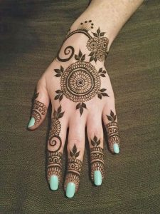 Round Shape Mehndi Design