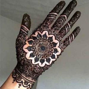 Round Shape Mehndi Design