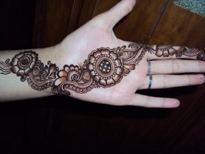 Easy bail mehndi designs