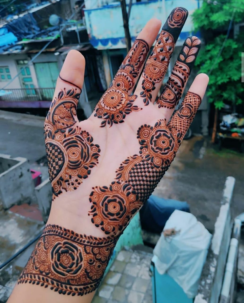Henna Designs for college girls