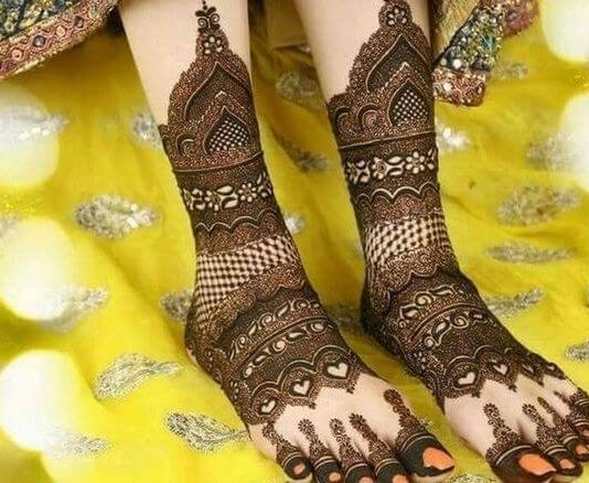 Mehndi Designs for Feet Easy