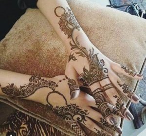 Simple Arabic Mehndi Designs