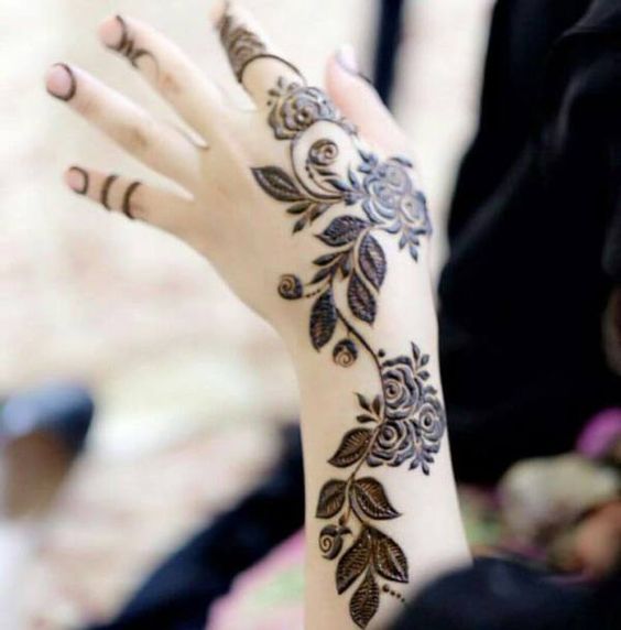 11+ Mehndi Design Bali Images - You Will love to try it | Weddingbels